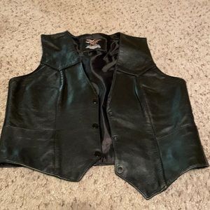 Women’s leather vest